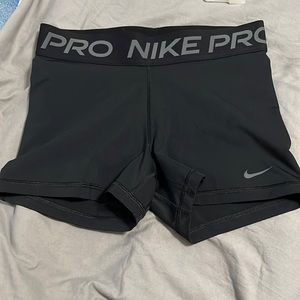 Black nike pro spandex in size M